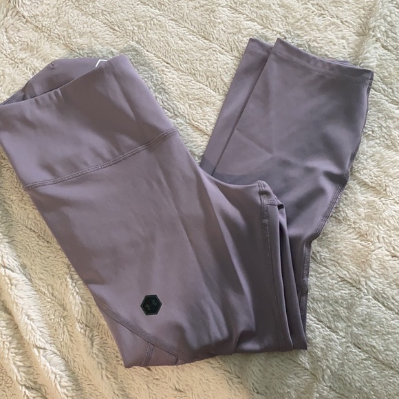Under Armour Heat Gear 3/4 Legging - Picture 4 of 4